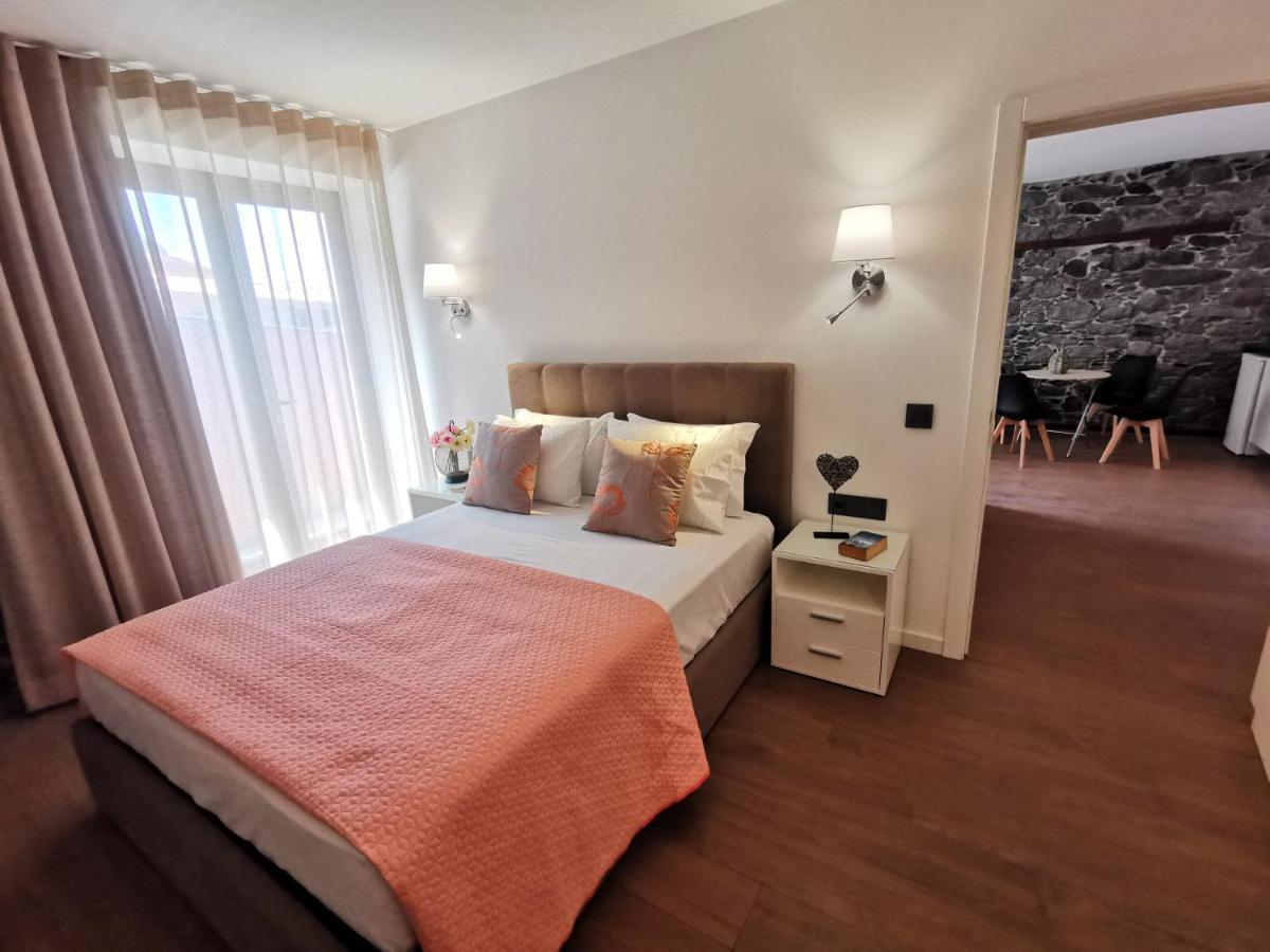 Charming Studios In Calheta Beach - Villa Esmeralda Экстерьер фото