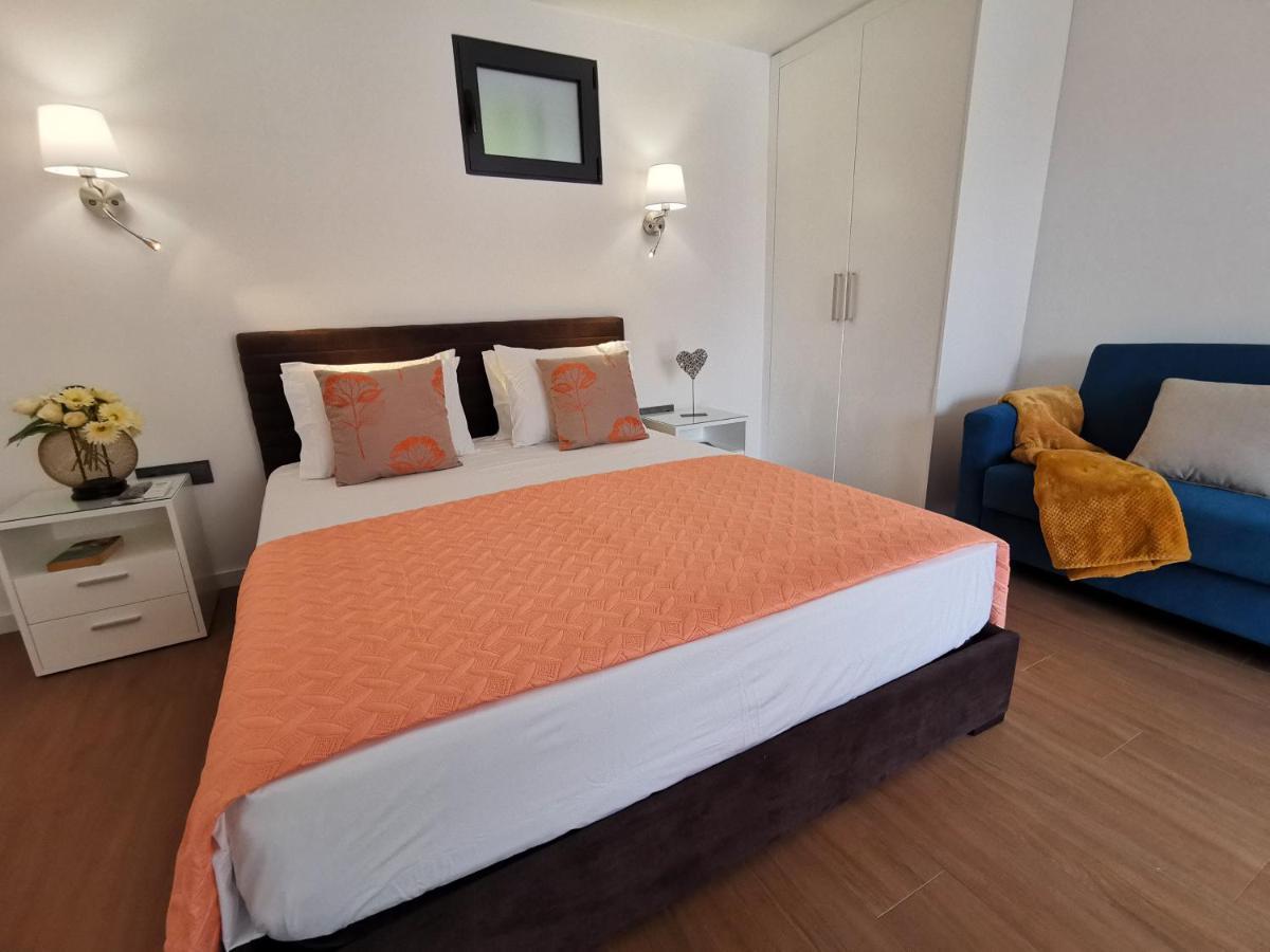 Charming Studios In Calheta Beach - Villa Esmeralda Экстерьер фото