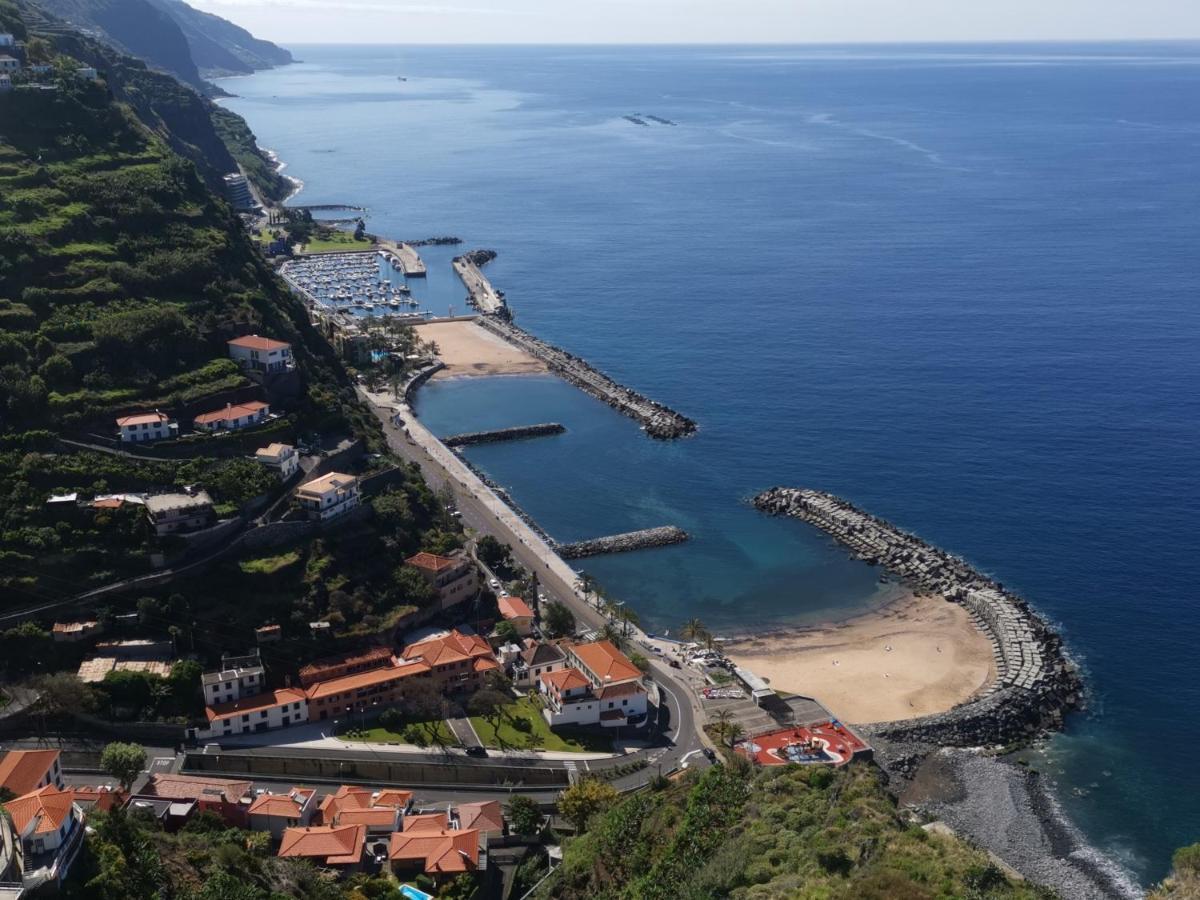 Charming Studios In Calheta Beach - Villa Esmeralda Экстерьер фото