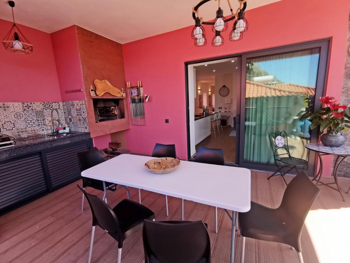 Charming Studios In Calheta Beach - Villa Esmeralda Экстерьер фото